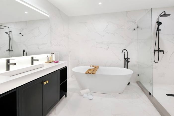 Elegant Bathroom O2 Beach Club & Spa